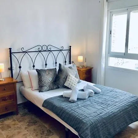 Charming With A Stunning Sea View Apartment